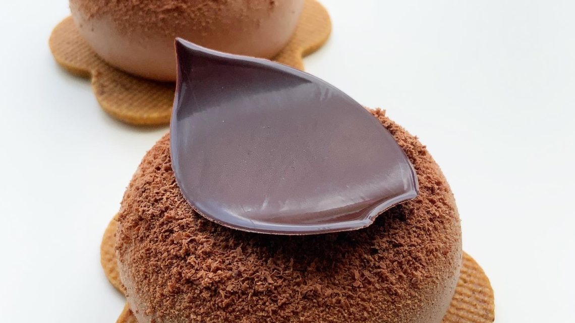 Fleur chocolat noir ~praliné